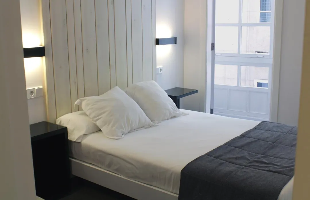 Hotel Lois-1